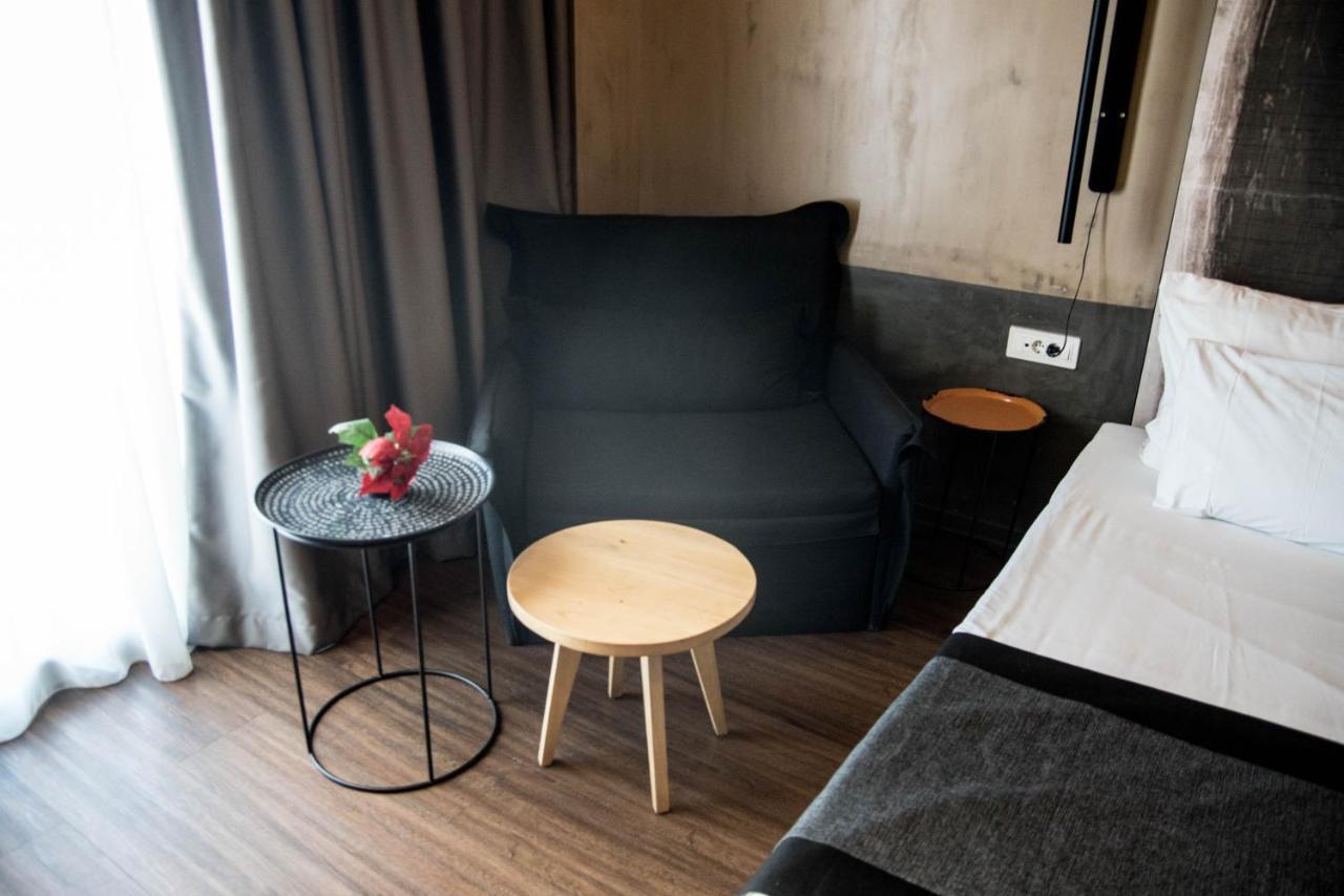 פאטרה Adonis City Hotel מראה חיצוני תמונה